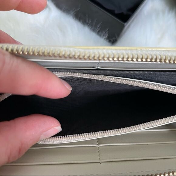 Yves saint laurent long zippy wallet - Picture 7 of 8